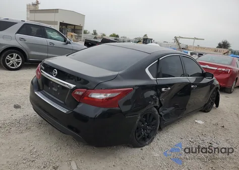 2018 Nissan Altima 2.5 из США, поврежденный, VIN 1N4AL3AP4JC243843